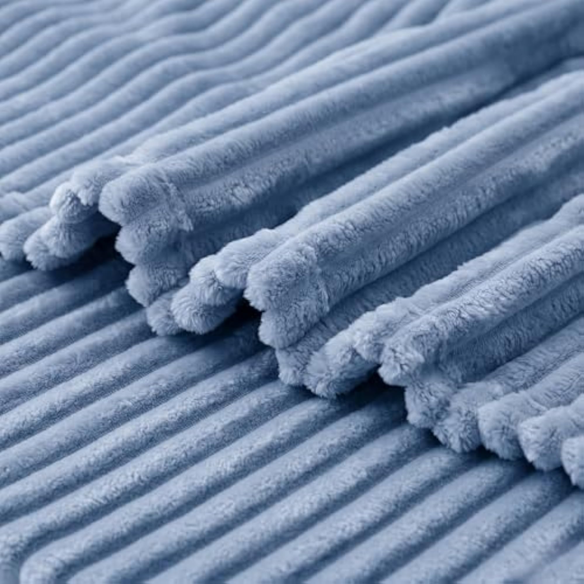 Cozy Plush AC Blanket for Single Bed, Lightweight
